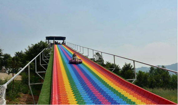 重慶拓展公司分析素質(zhì)拓展訓(xùn)練活動的好處主要有哪些？